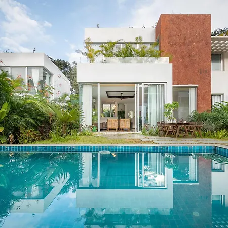 La Zamora Estate Villa 3Bhk With Private Pool, Garden & Terrace In Vagator